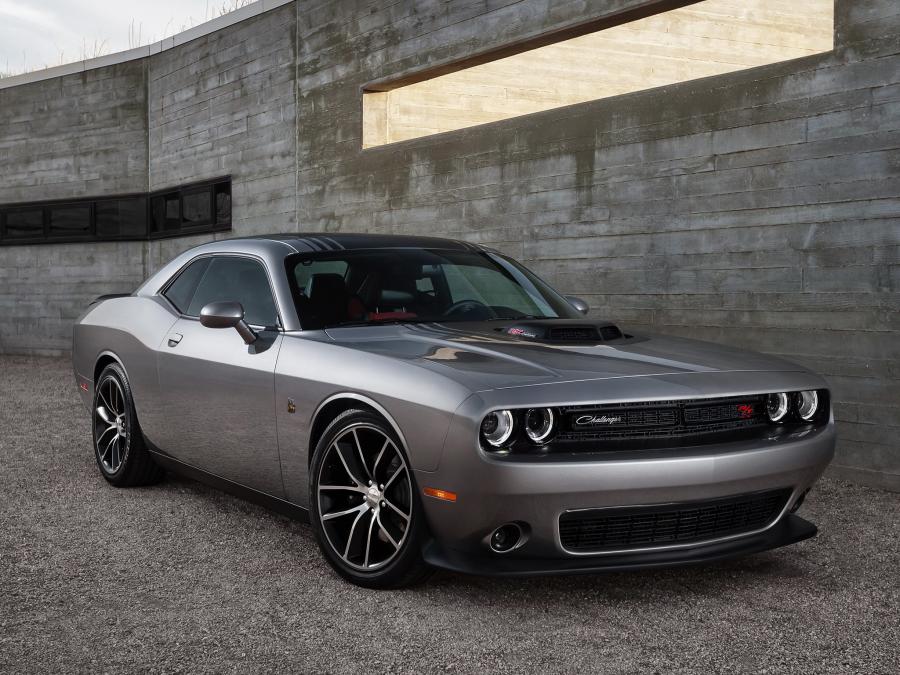  Dodge Challenger 392 Hemi Scat Pack Shaker 2015 года  (фото 46 из 51)